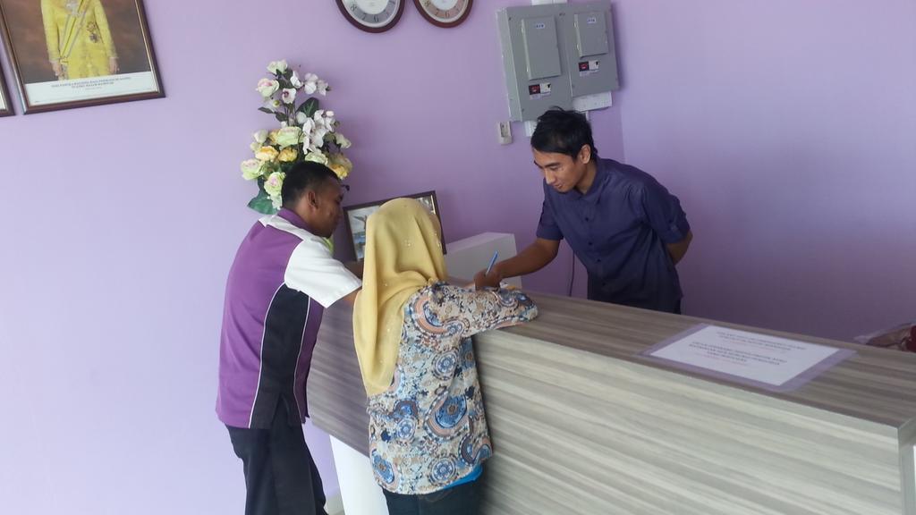 Oyo 275 Senyum Inn Pantai Cenang  Kültér fotó